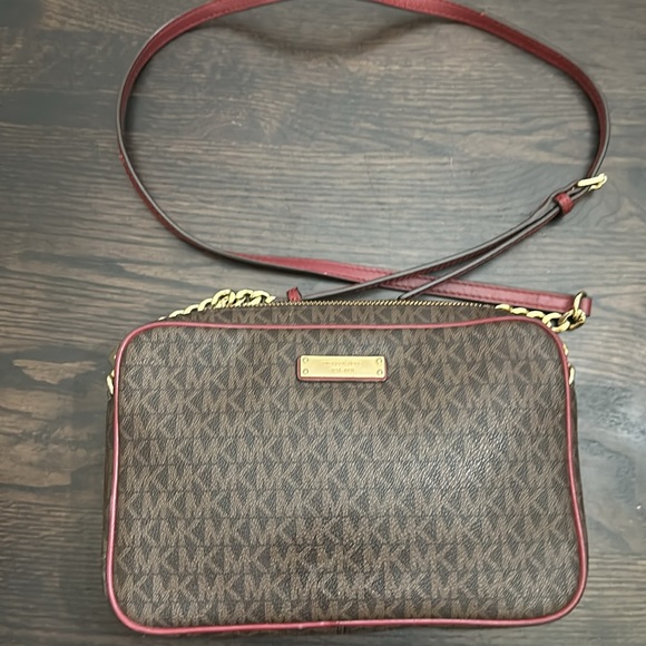 Michael Kors Jet Set signature - Picture 4 of 13